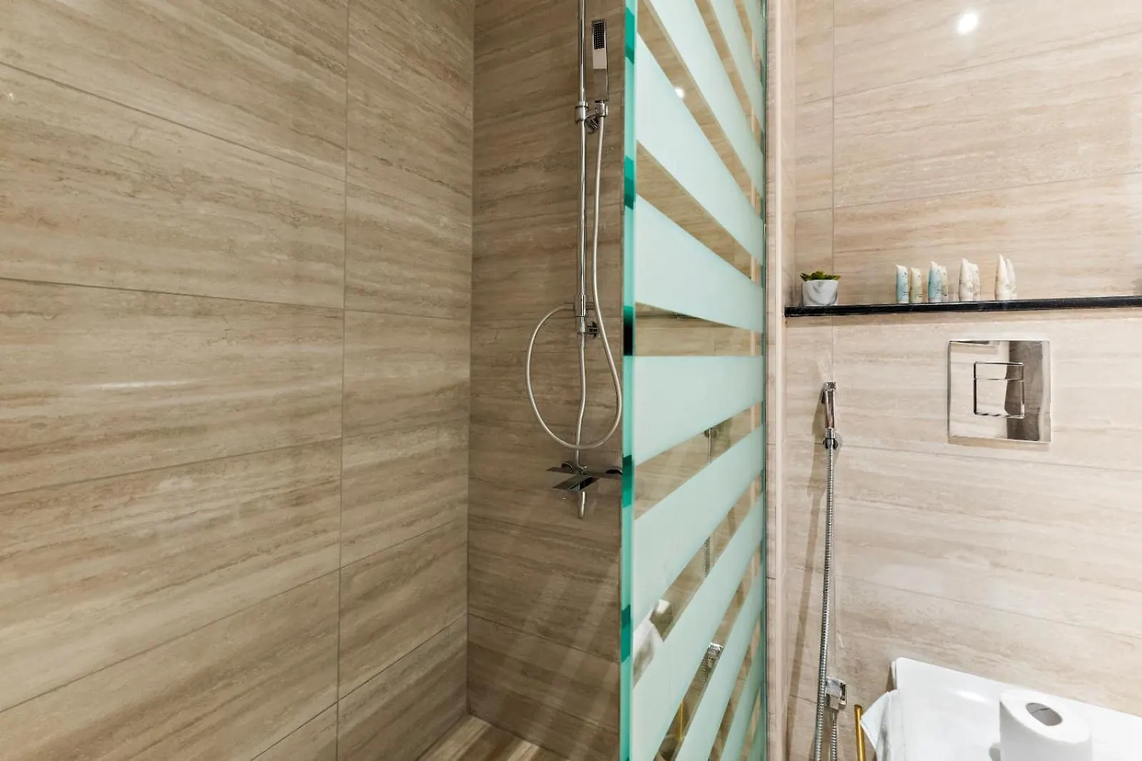 Lux Retreat 2 Bedroom In Just 5 Min From Burj Khalifa دبي شقة