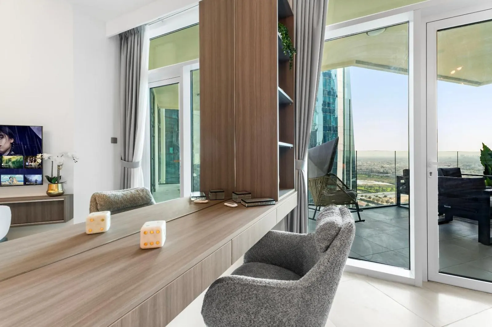 Lux Retreat 2 Bedroom In Just 5 Min From Burj Khalifa دبي الإمارات العربية المتحدة