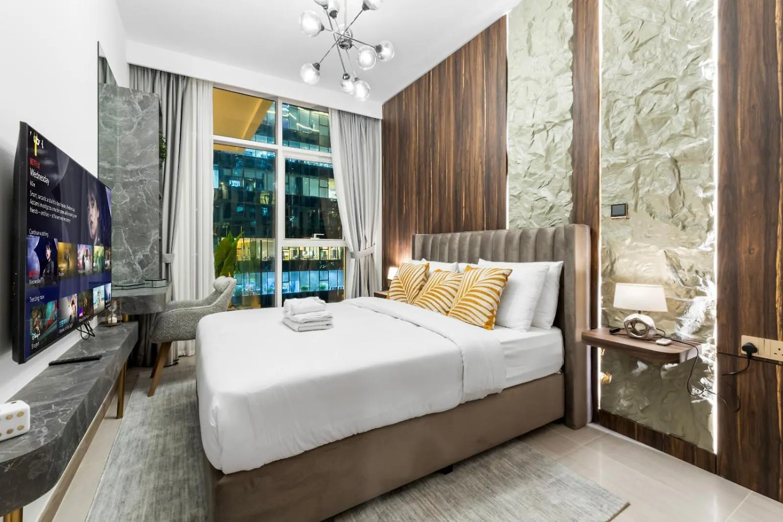 Lux Retreat 2 Bedroom In Just 5 Min From Burj Khalifa دبي شقة