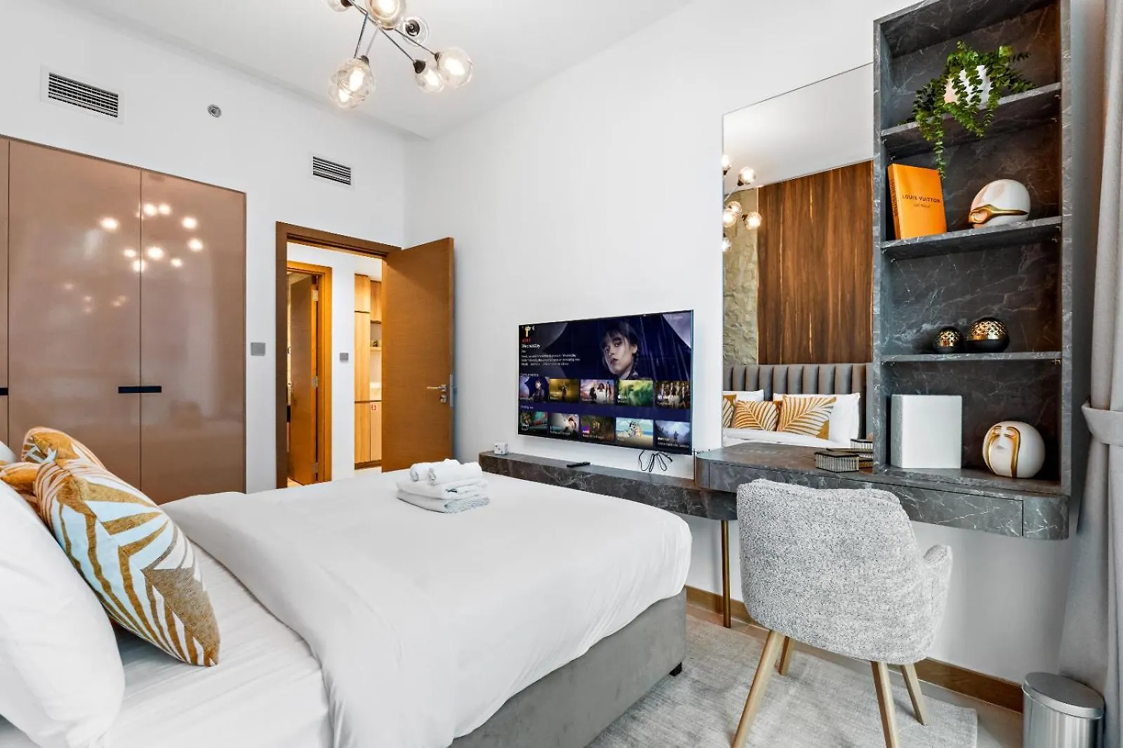 Lux Retreat 2 Bedroom In Just 5 Min From Burj Khalifa ドバイ アパート